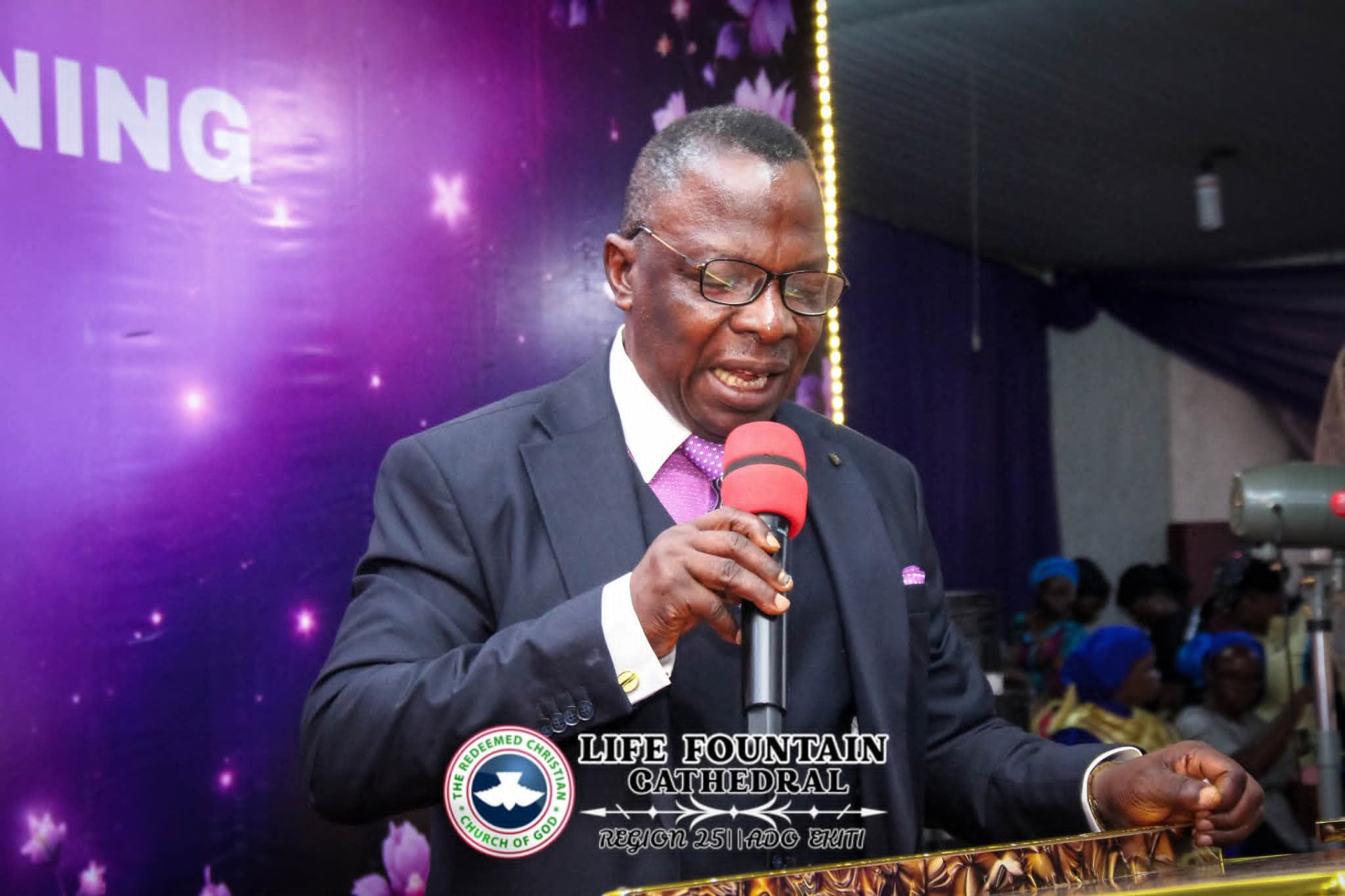 Speaking during a gathering