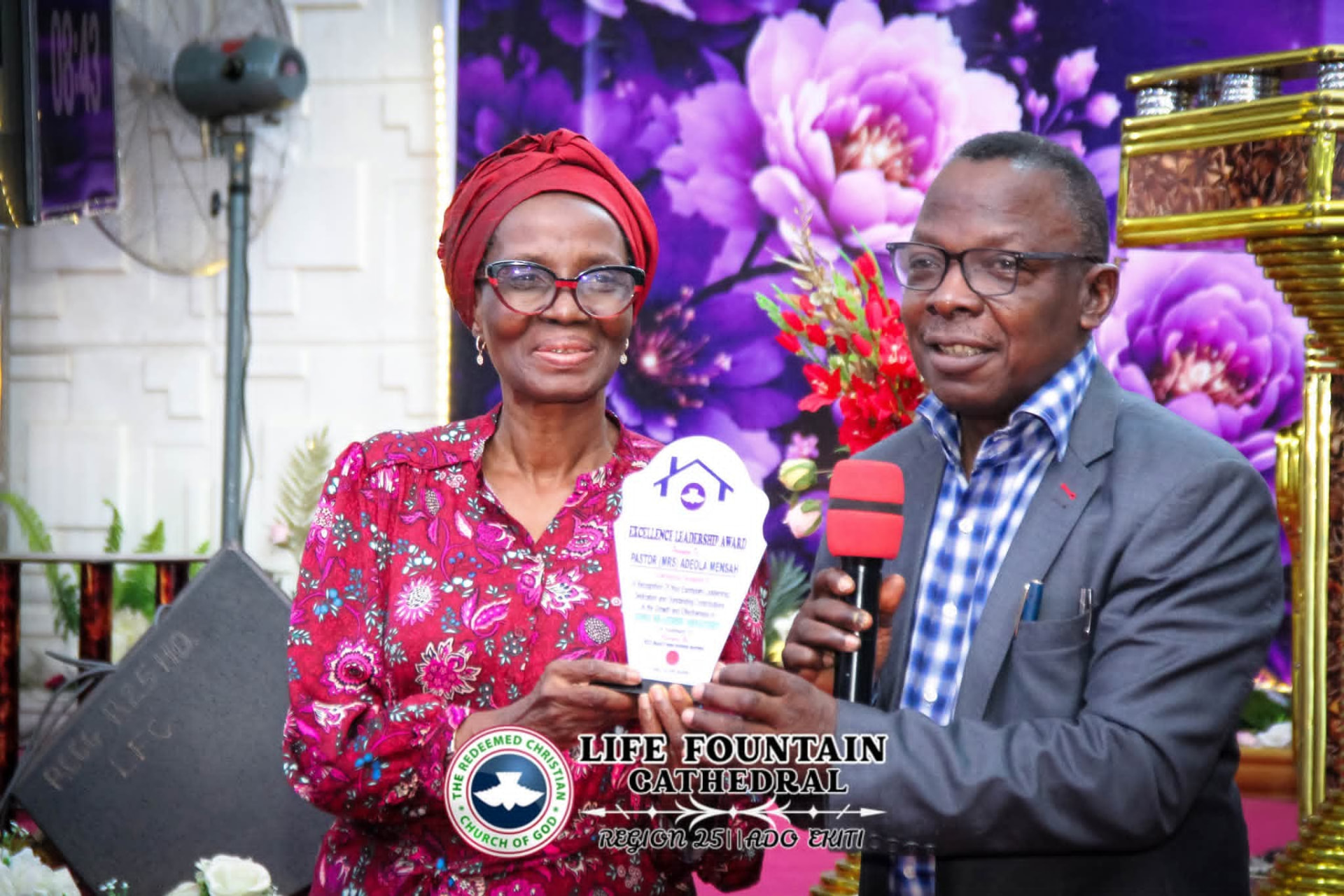 An award presentation